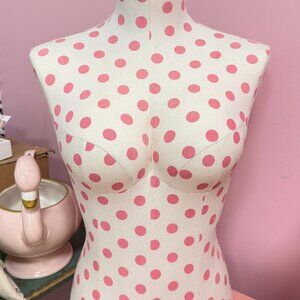 VS Pink! 1/2 Manequin